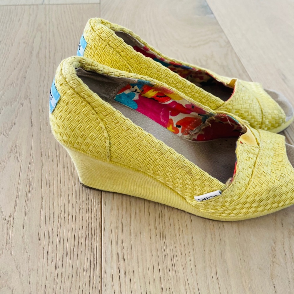 Tom wedges SZ 6